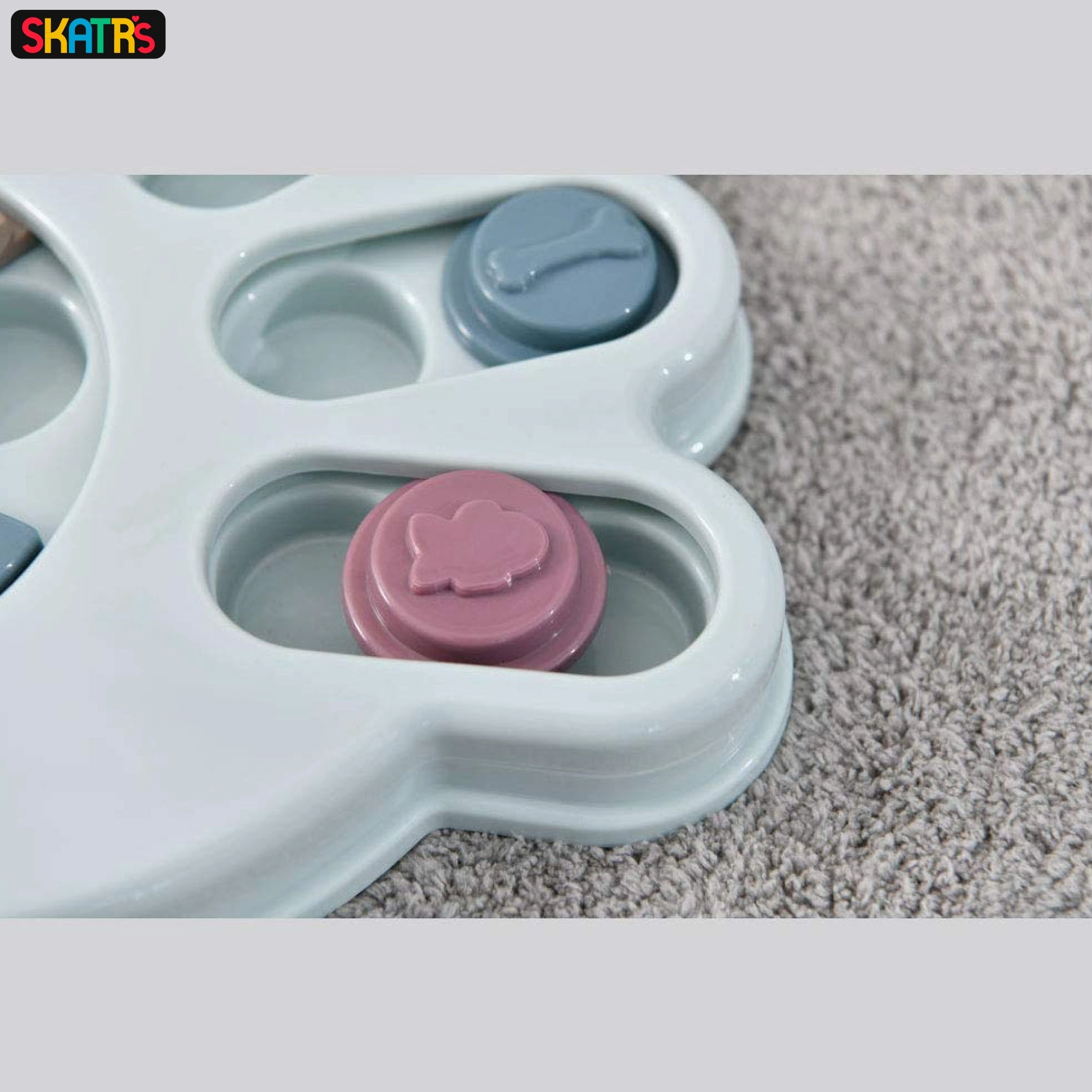 Healing Leaf Hemp Blueberry Treats and Skatrs Treat Hider Toy Combo for Dogs