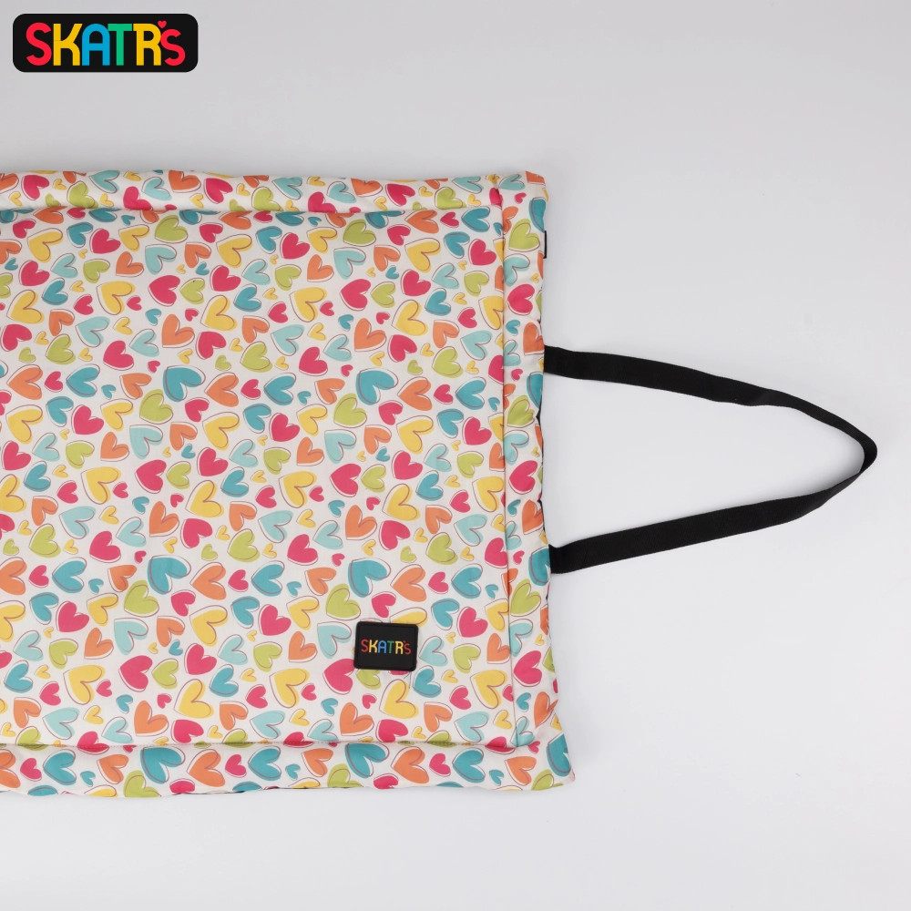 Skatrs Cozy Love Print Mat for Dogs & Cats   Barkbutler x Fofos Brown Woodplay Triangle Chew Dogs Toy Combo