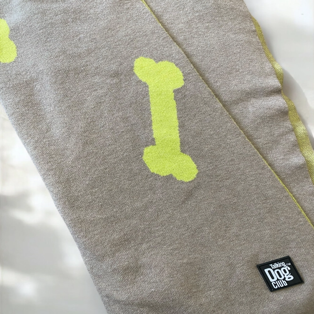 Talking Dog Club Bone Print Viscose Blanket For Dogs (Ivory and Green)